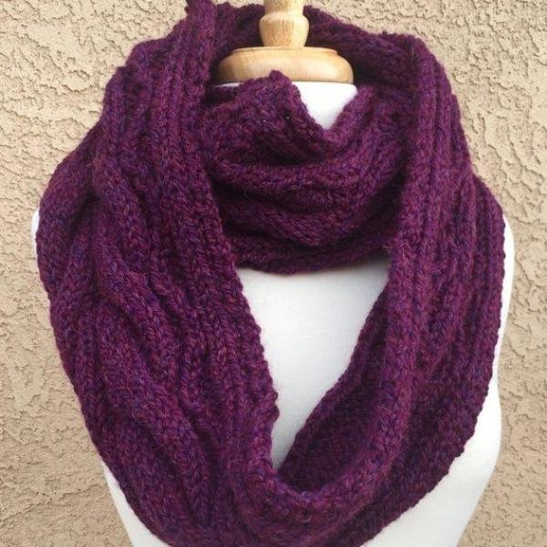 Chunky Knit Infinity Scarf (Digital)